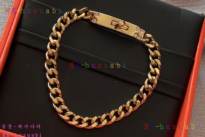 NEW 에르메스 팔찌 신상 H 7477713