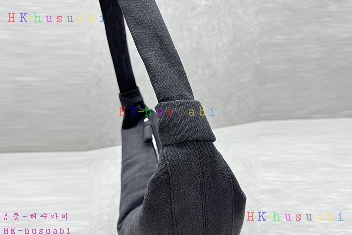 �ڹ̷��ޡڸ��޸� ����Ʈ�� ���� ��� ��ư ĵ���� ũ��ƻ�  BG0150-2